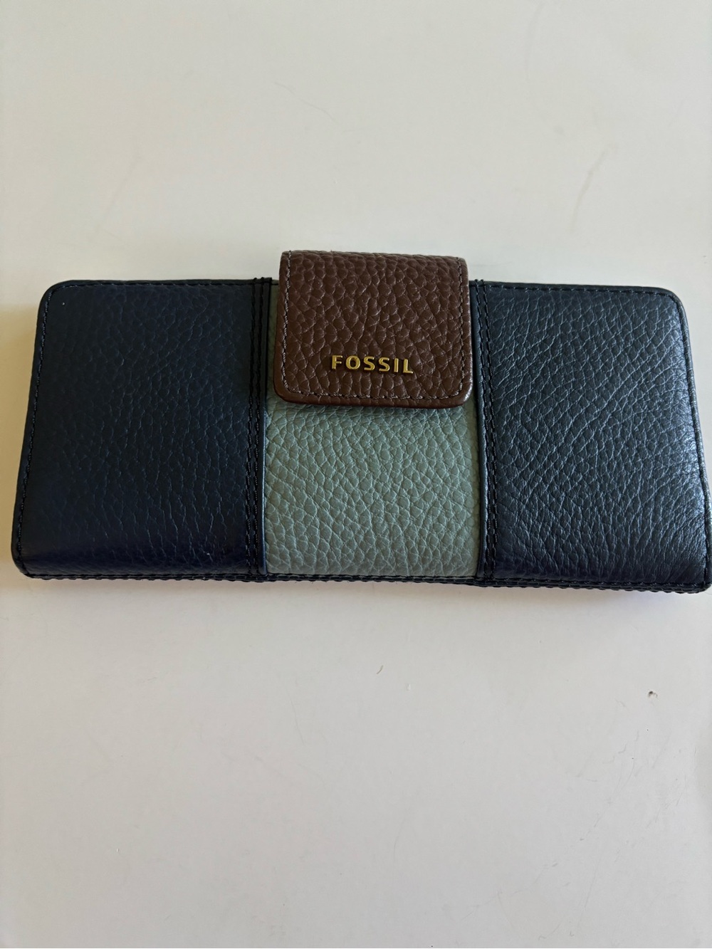 Fossil Wallet- Emma Tricolor Pebbled Leather- Navy & Light Blue and Brown.